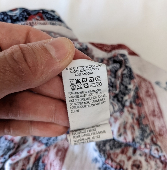 Lucky Brand Rounded Hem Printed Boho Tee Shirt Small - Picture 3 of 6